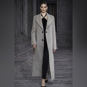 Lamarque Gray Wool Blend Coat – Oversized Fit